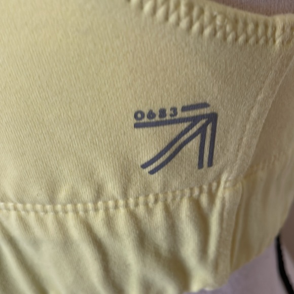 J.crew & New Balance Colab Workout Sports Bra Crop Top Yellow Size Small - Picture 7 of 9